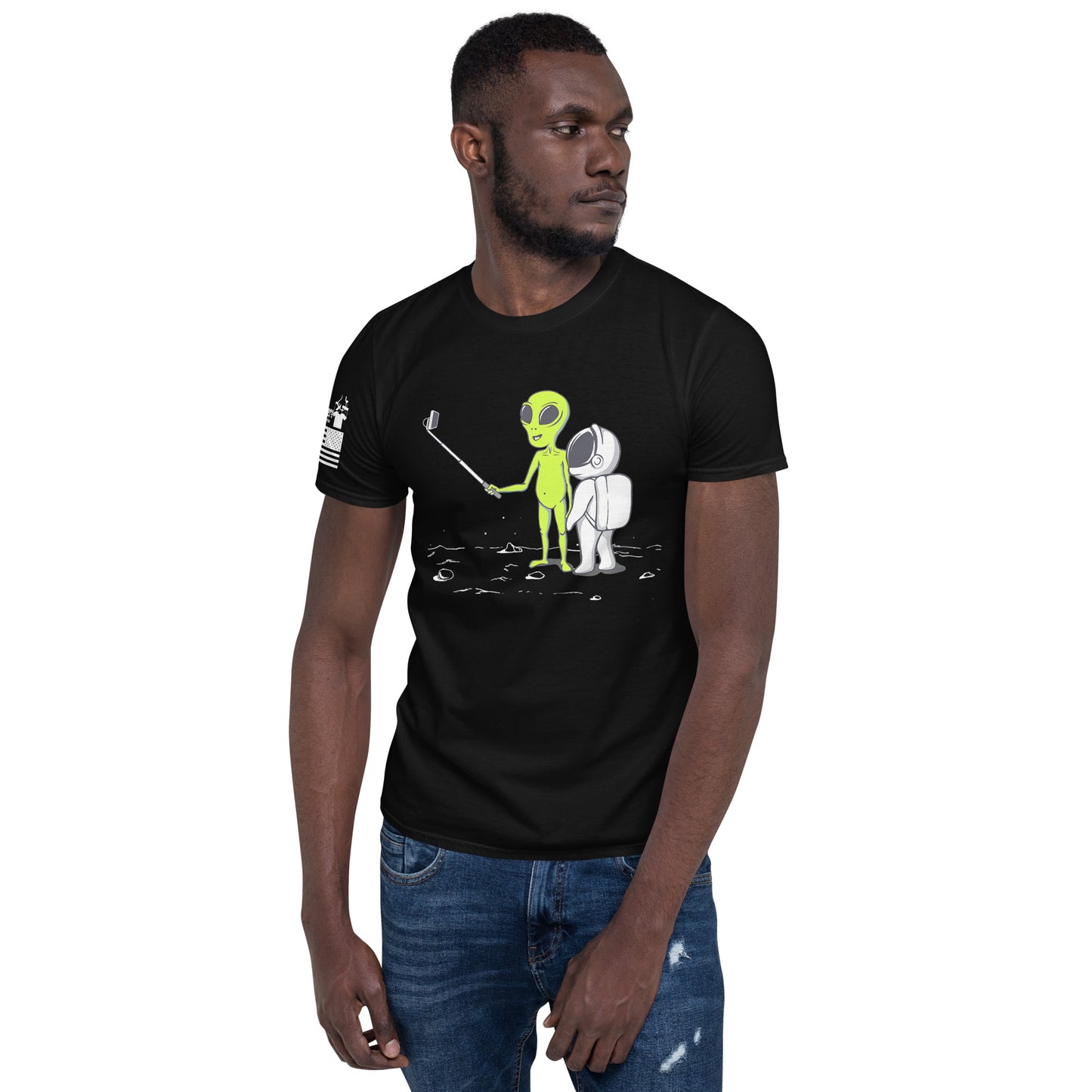 Alien Selfie - Basic T-Shirt (unisex) | TheShirtfather