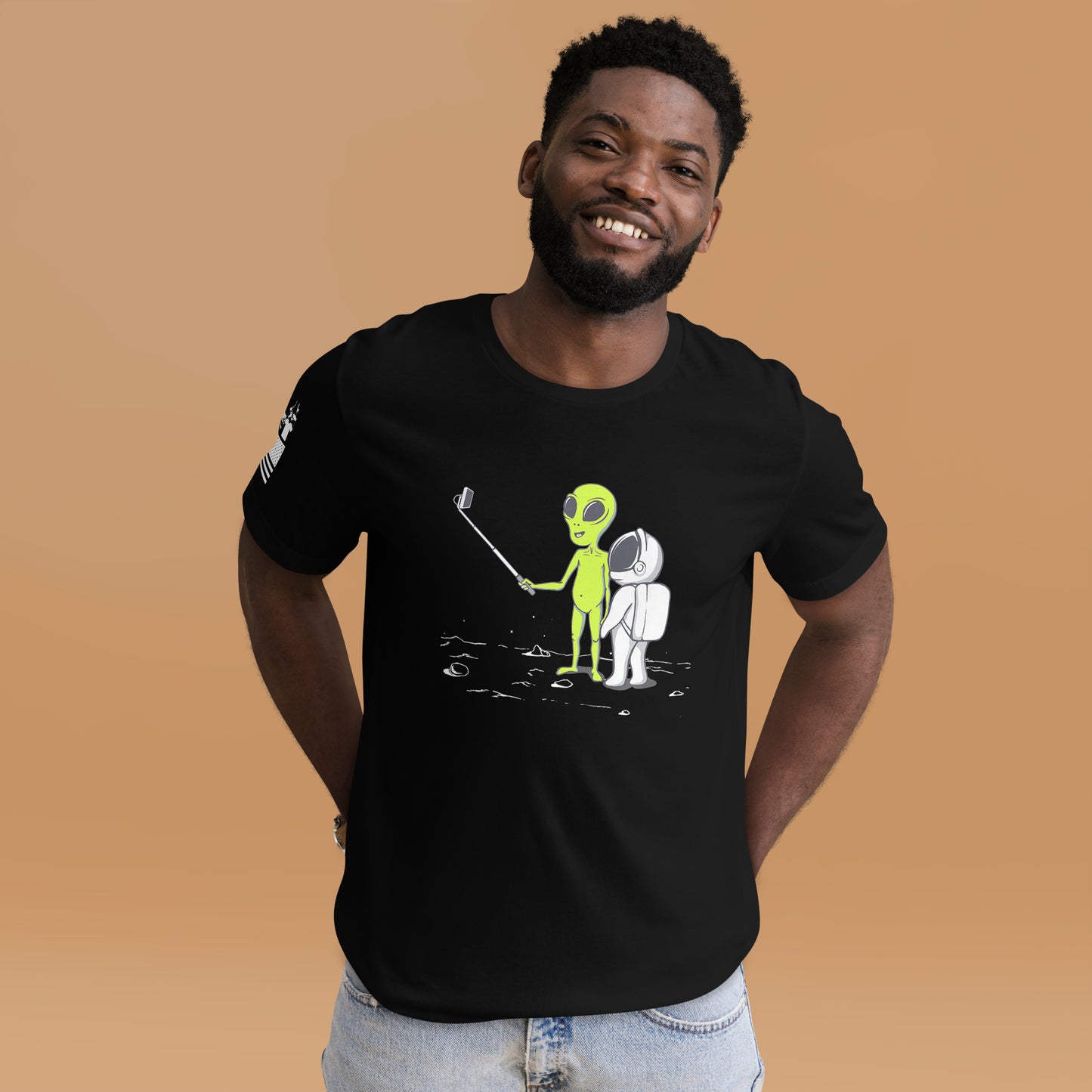 Alien Selfie - Premium T-Shirt (unisex) | TheShirtfather